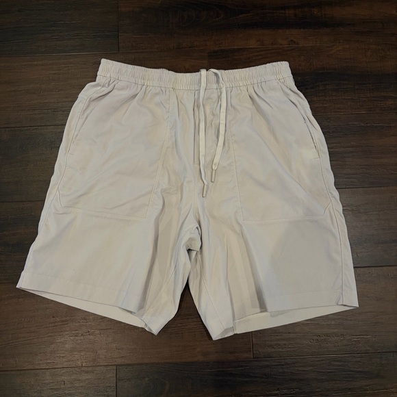 lululemon athletica Other - Lululemon Cream Stretch Twill Shorts L